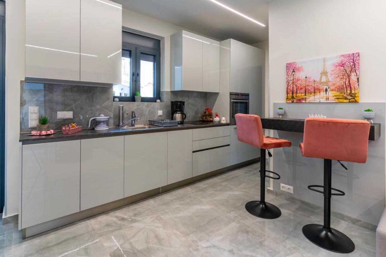Olina'S Luxury Apartment Tríkala エクステリア 写真